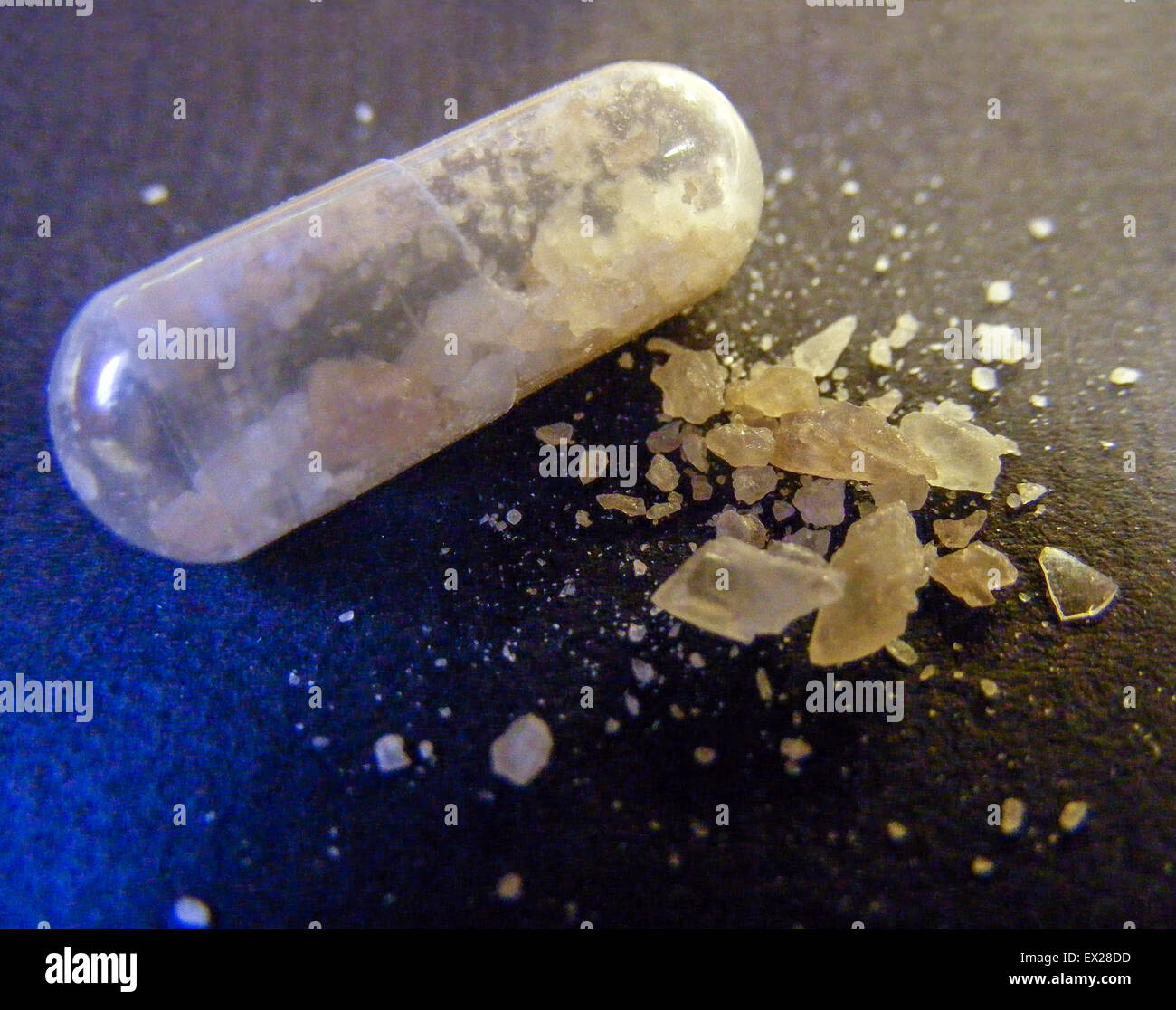 Mdma crystal hi-res stock photography and images - Alamy