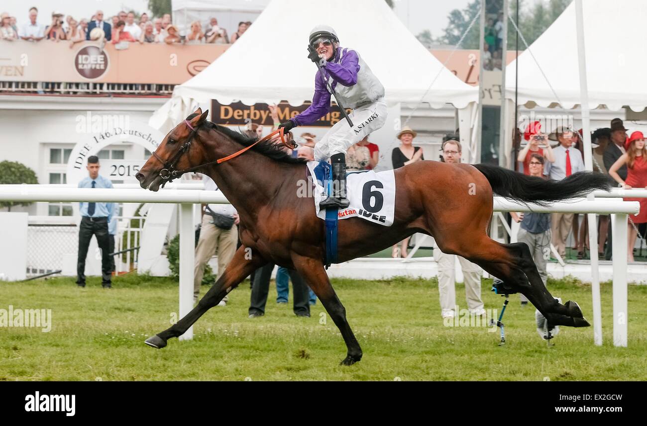 Hamburg, Germany. 05th July, 2015. Racehorse 'Nutan' under jockey