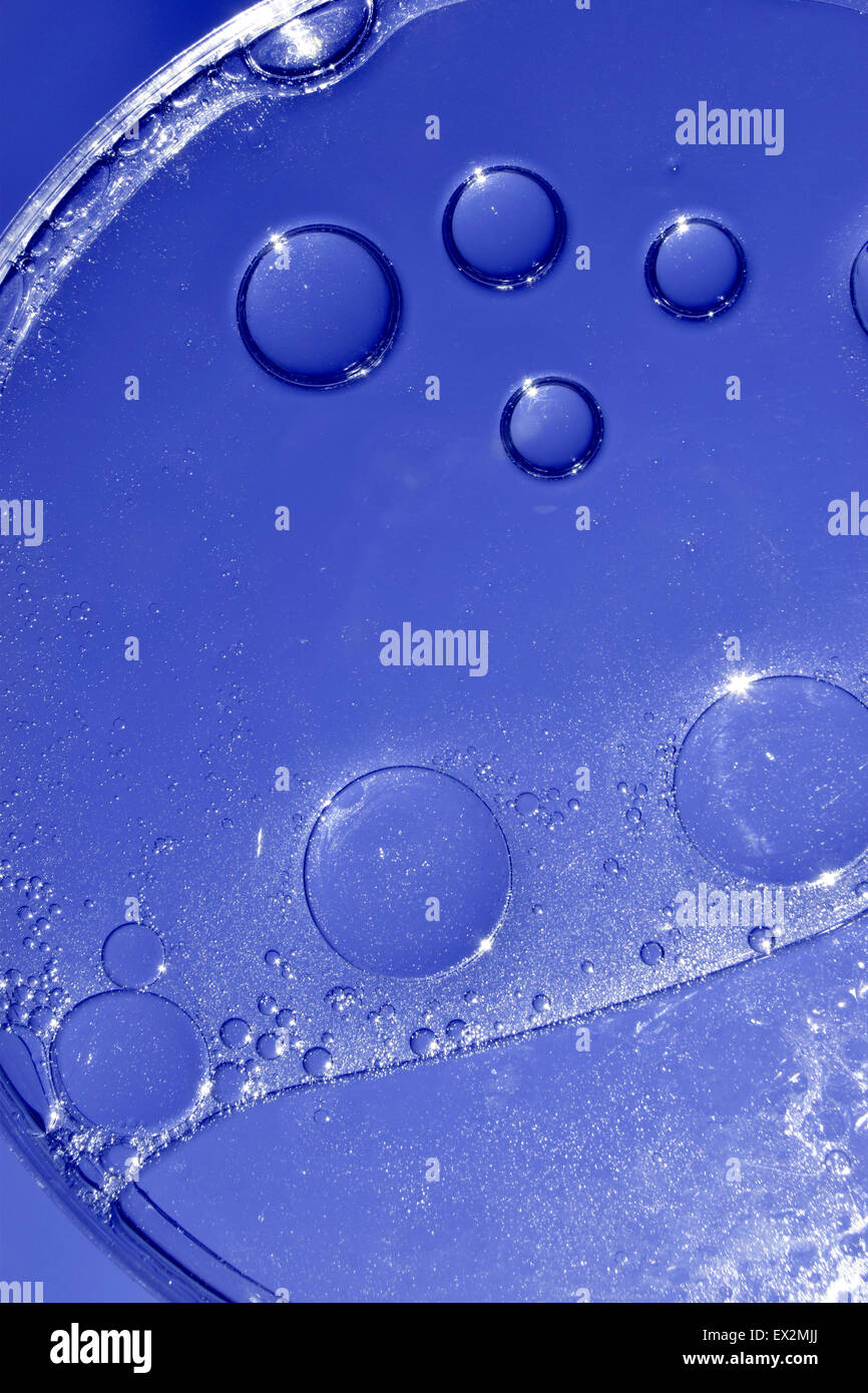 Oil water bubbles hi-res stock photography and images - Alamy