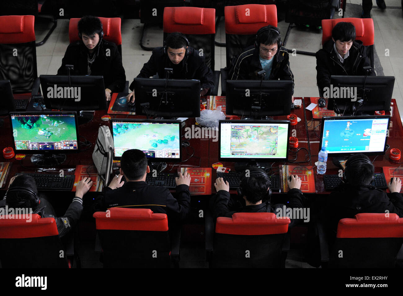 Use Computer Cafe Customers use computers at an internet cafe in Taiyuan, Shanxi province ...