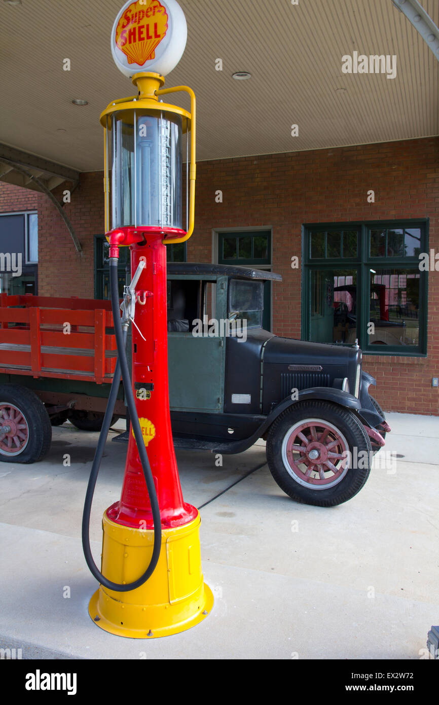 This exhibit at the Historic Huntsville Depot depicts an early 20th