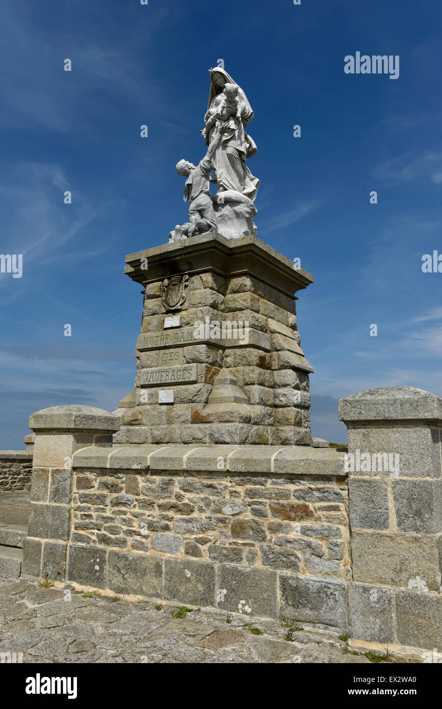 Statue of Notre Dame des Naufrages ( Our Lady of the Shipwrecked ), Pointe du Raz, Plogoff, Finistère, Brittany, France Stock Photo