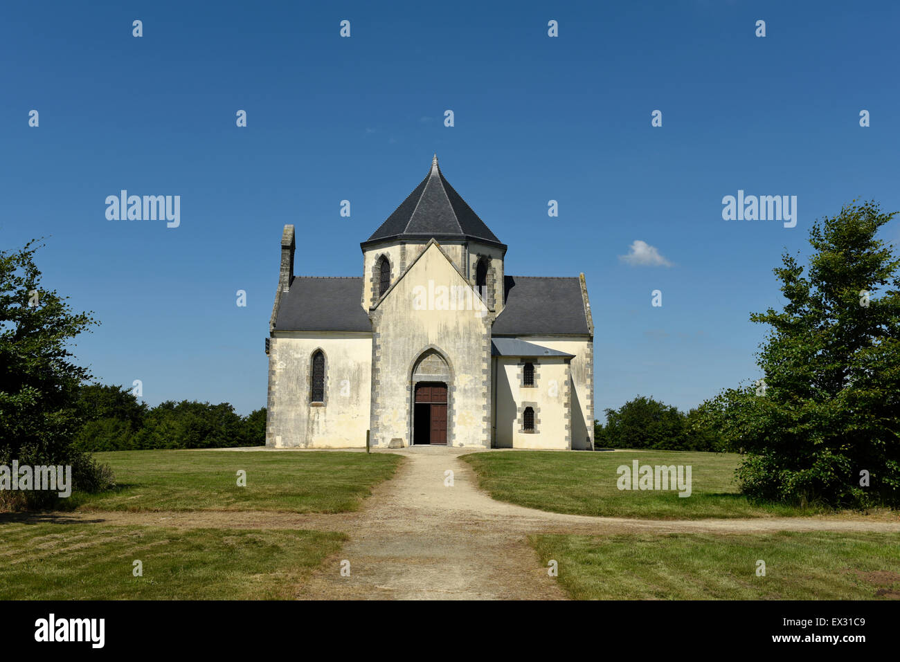 Our Lady of Mount Carmel chapel, Mont Bel-Air, Trebry, Brittany, France Stock Photo