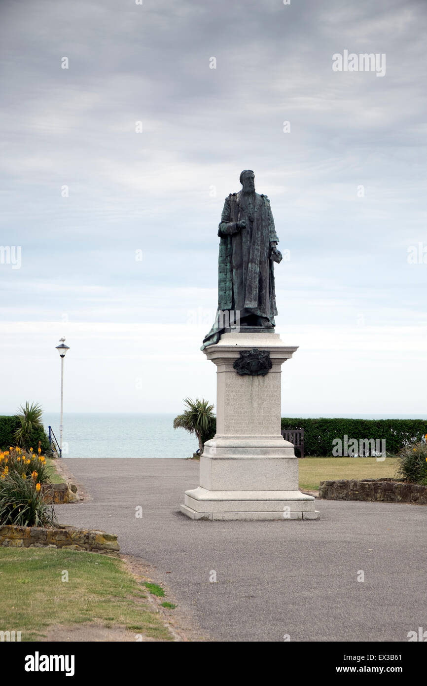 Statue of Spencer Compton 8th Duke of Devonshire Eastbourne seafront Sussex UK Stock Photo