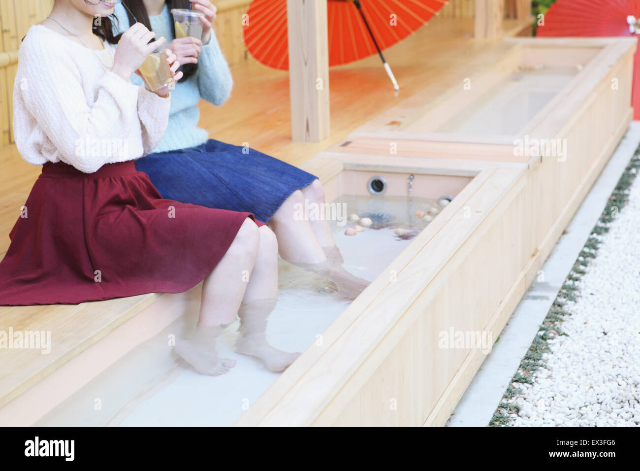 Foot Spa High Resolution Stock Photography and Images Alamy