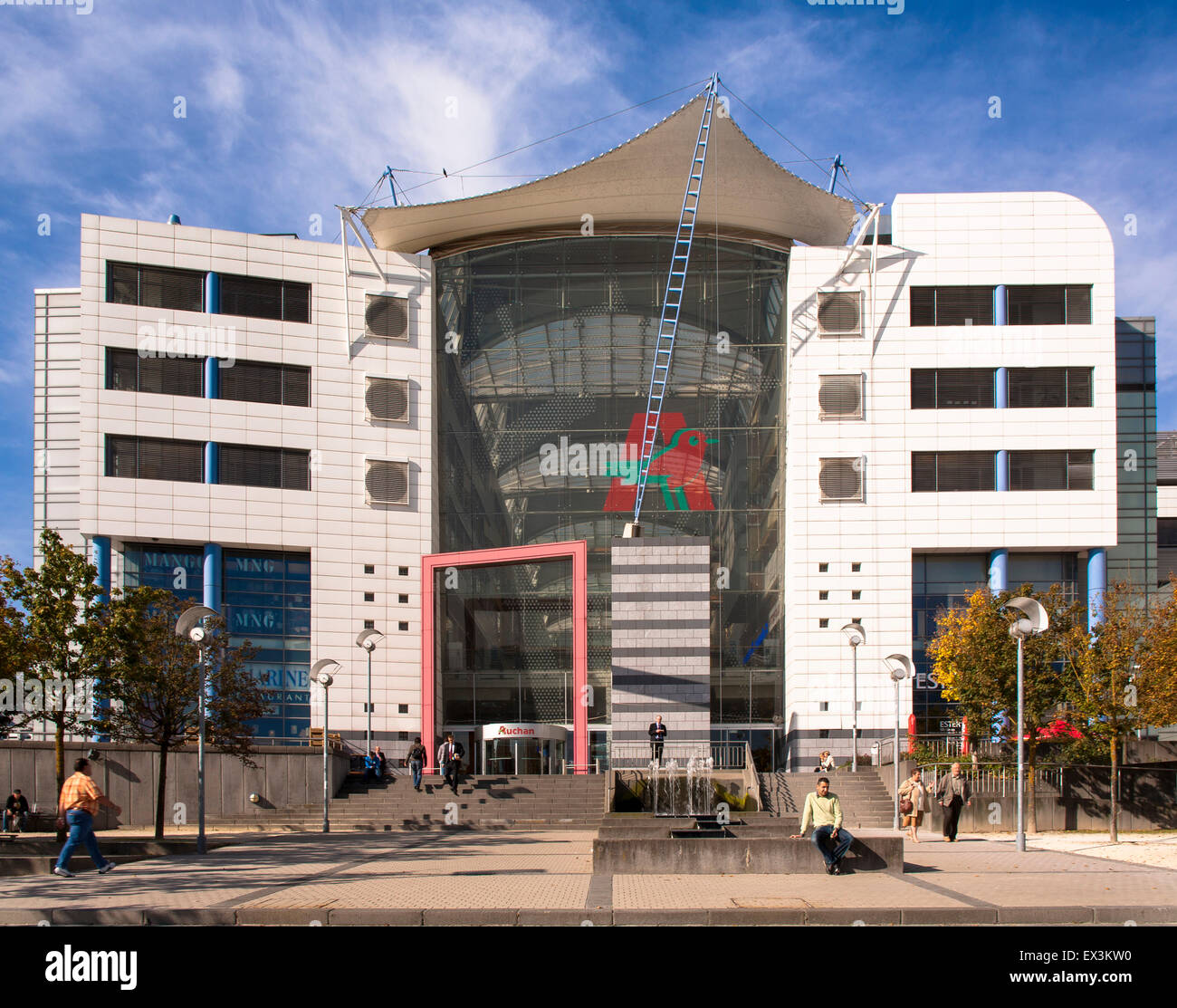 Luxembourg city shopping hi-res stock photography and images - Alamy