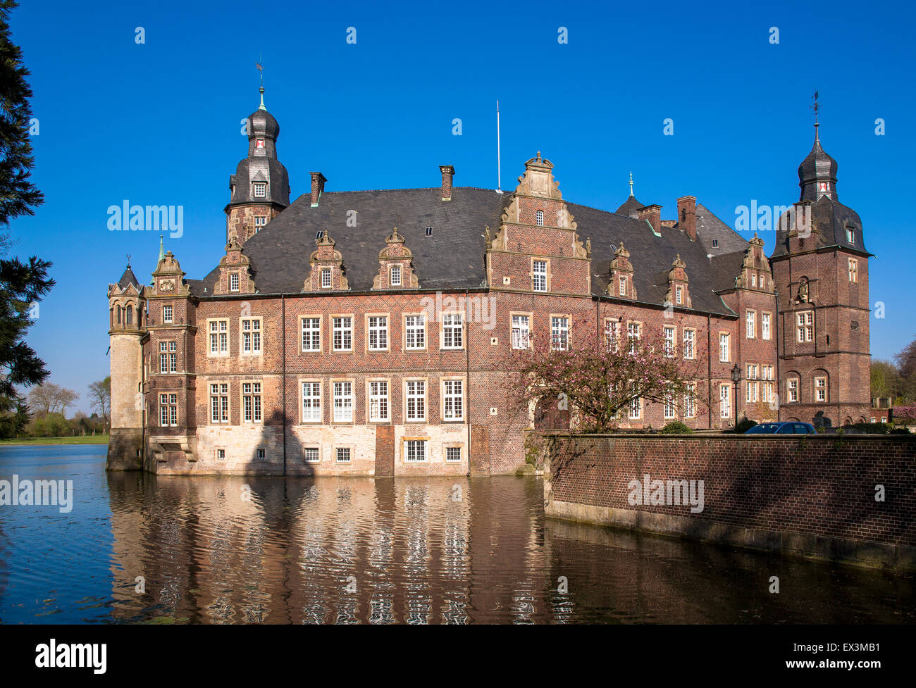DEU, Germany, North RhineWestphalia, Muensterland region, moated