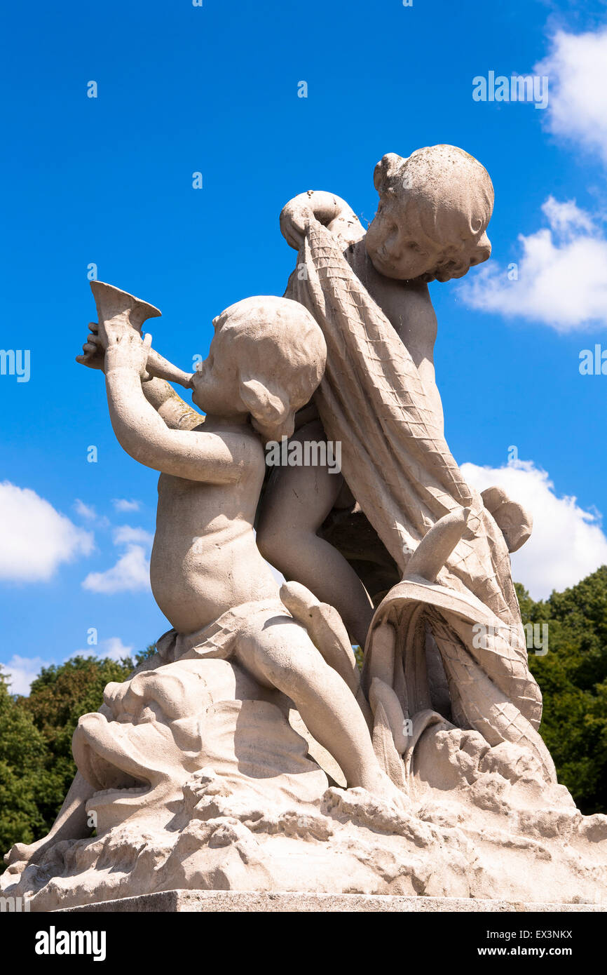Europe, Germany, North Rhine-Westphalia, statue in the grounds of castle Nordkirchen in the district of Coesfeld, this part of t Stock Photo