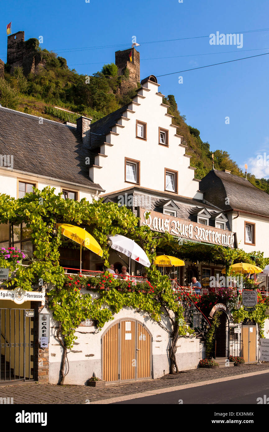 DEU, Germany, Rhineland-Palatinate, Beilstein at the river Moselle, restaurants at the banks of the river Moselle, castle ruin B Stock Photo