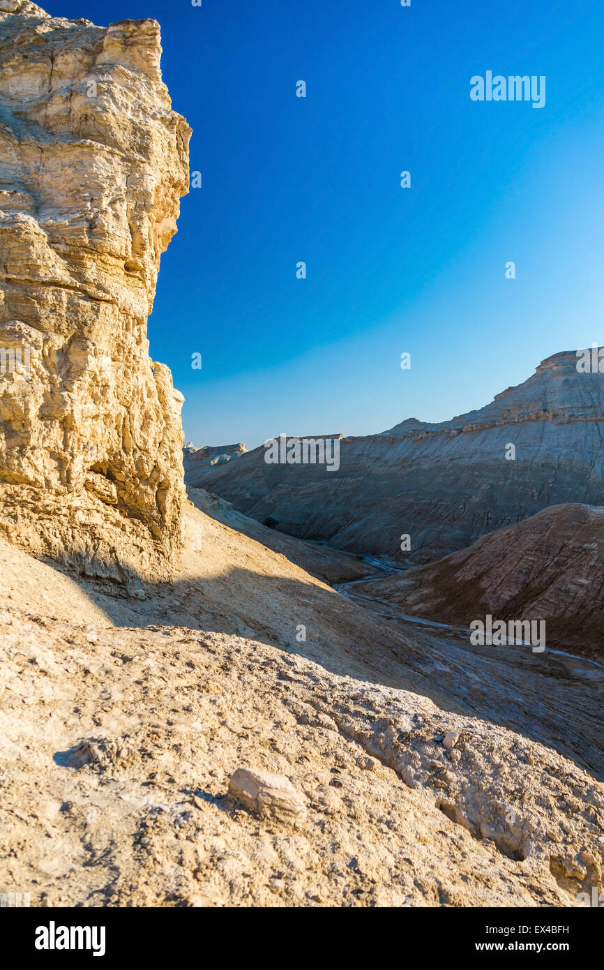 landscape of the Negev desert, rocks and sky Stock Photo - Alamy