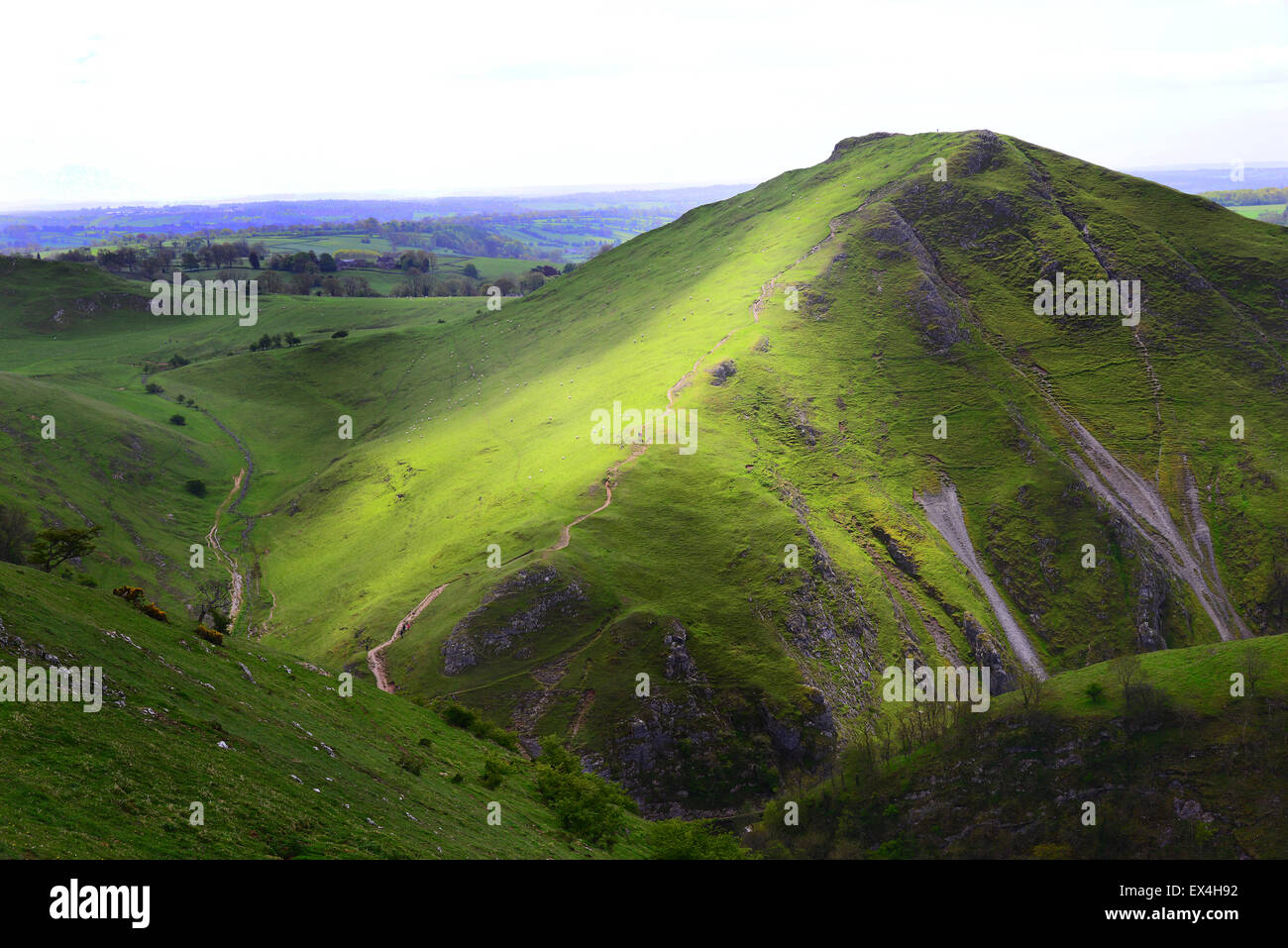 Thorpe Cloud Dovedale The Peak District Derbyshire Stock Photo Alamy