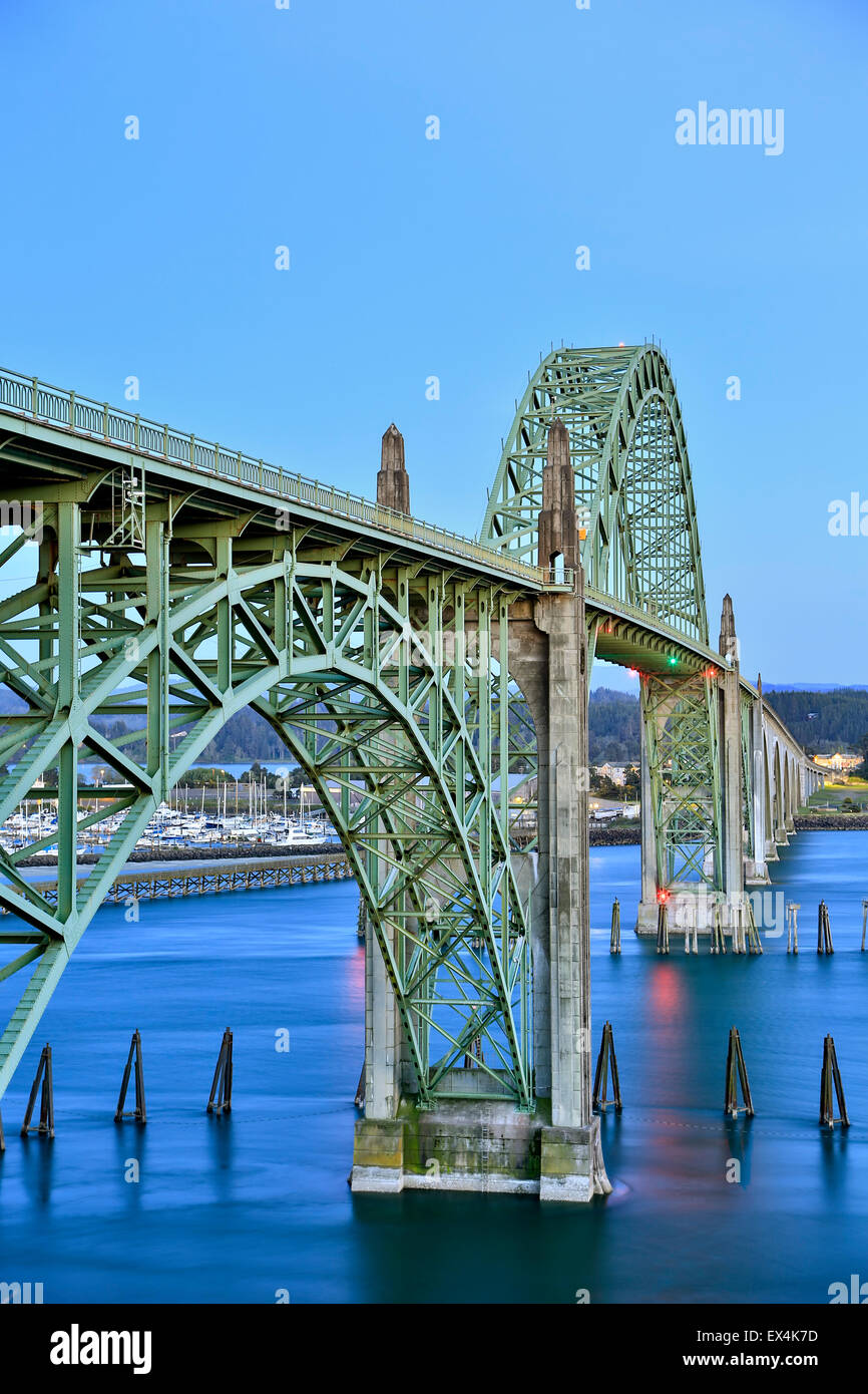Yaquina Bay Bridge, Newport, Oregon USA Stock Photo