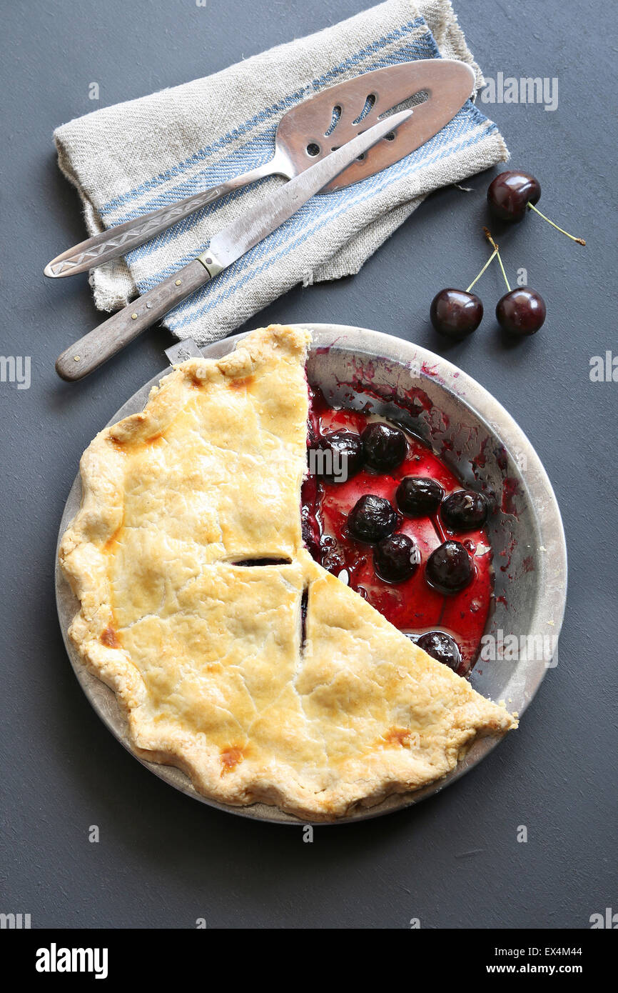 Freshly baked cherry pie Stock Photo Alamy