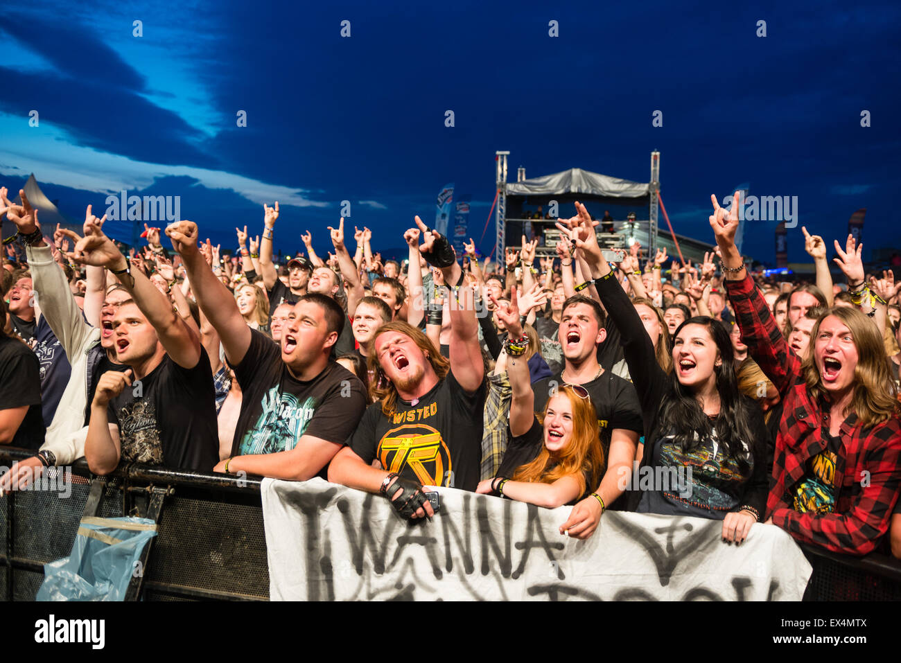 Heavy metal music fans 2015 hi-res stock photography and images - Alamy