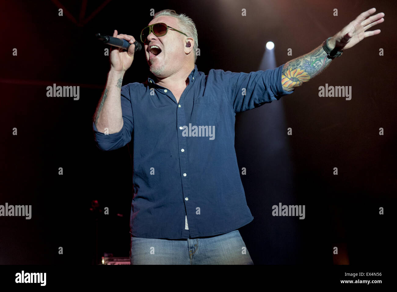 Milwaukee, Wisconsin, USA. 5th July, 2015. Singer STEVE HARWELL of ...