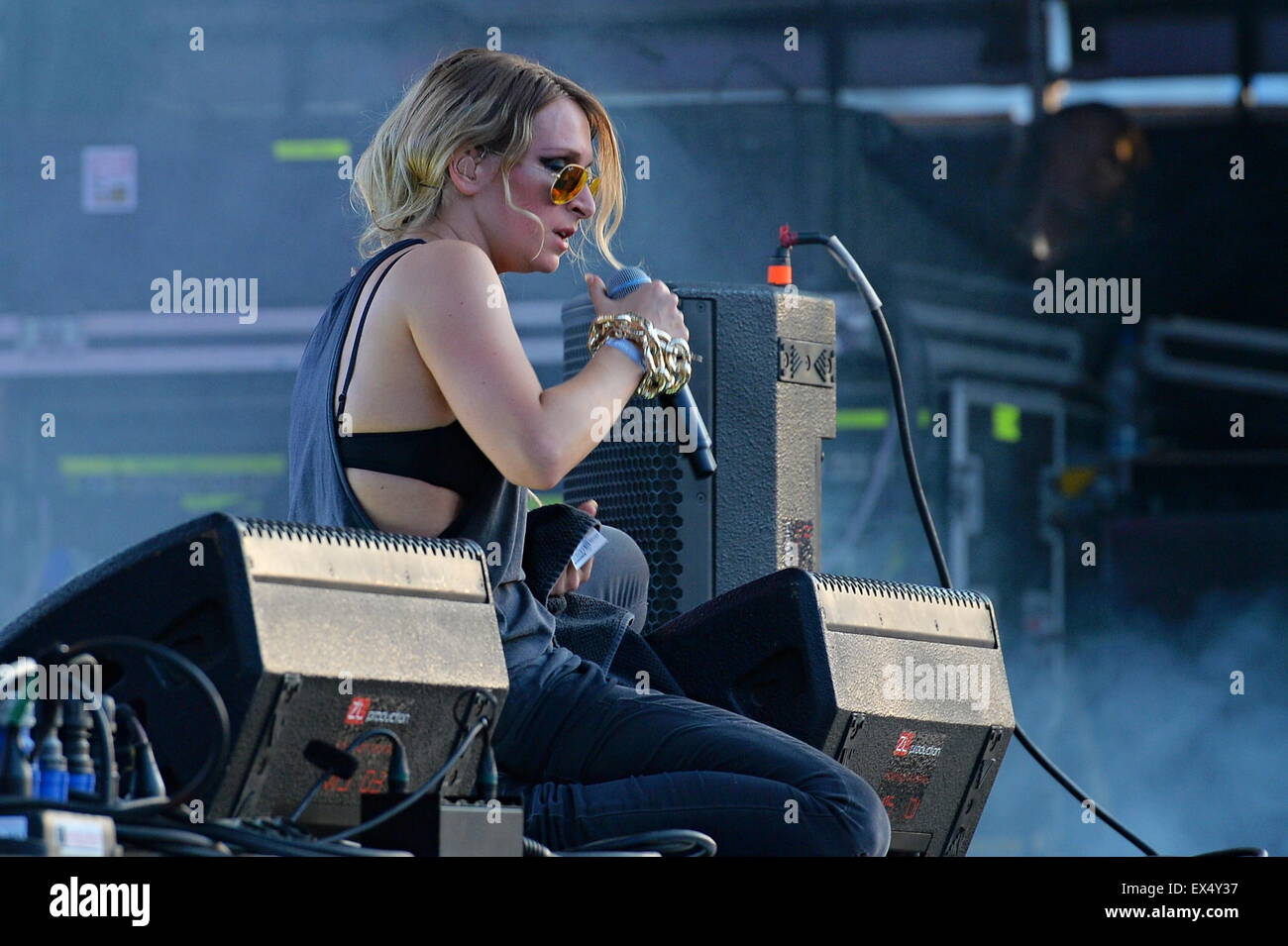 pilsen-czech-republic-4th-july-2015-german-band-guano-apes-performs