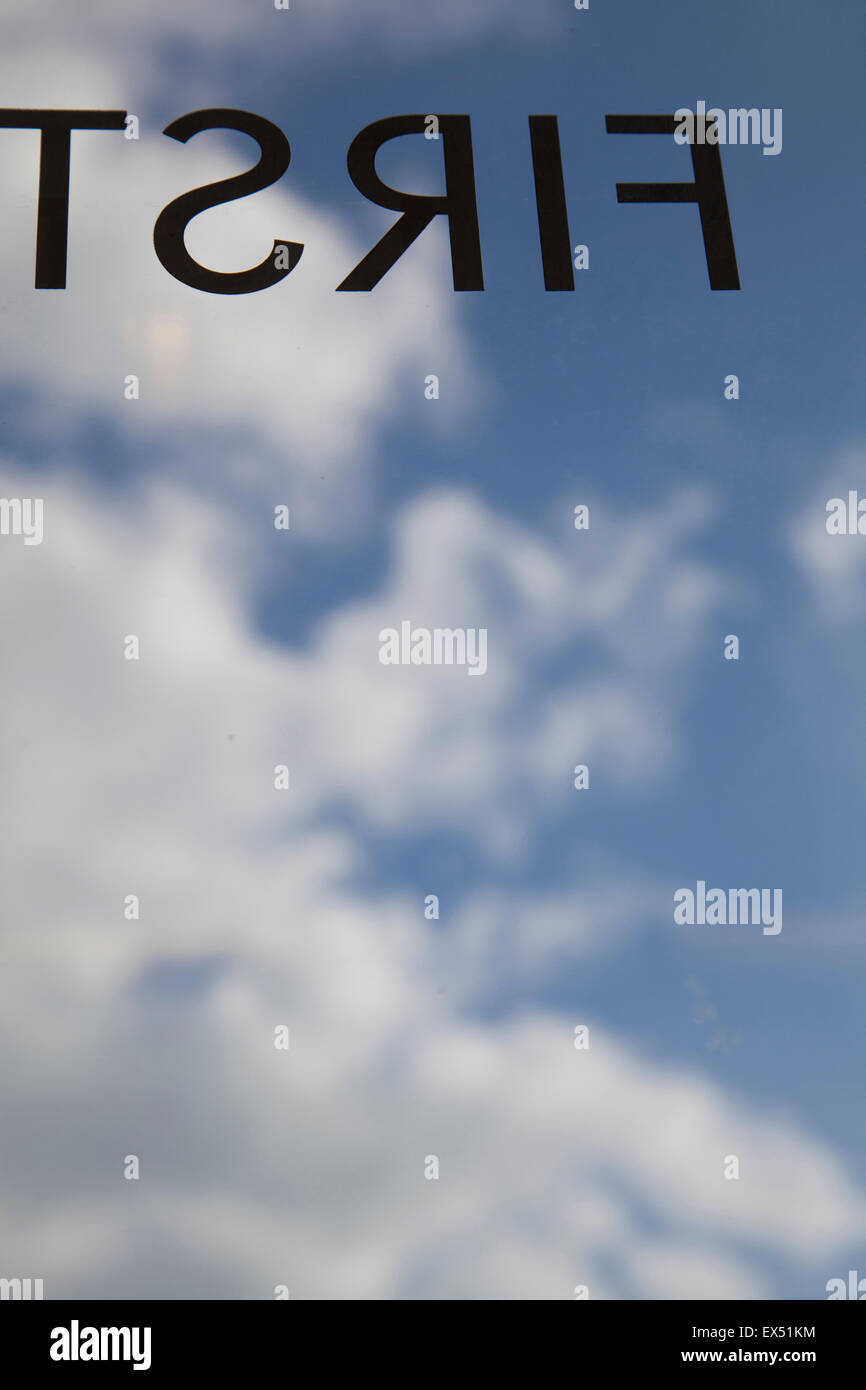 First class view hi-res stock photography and images - Alamy