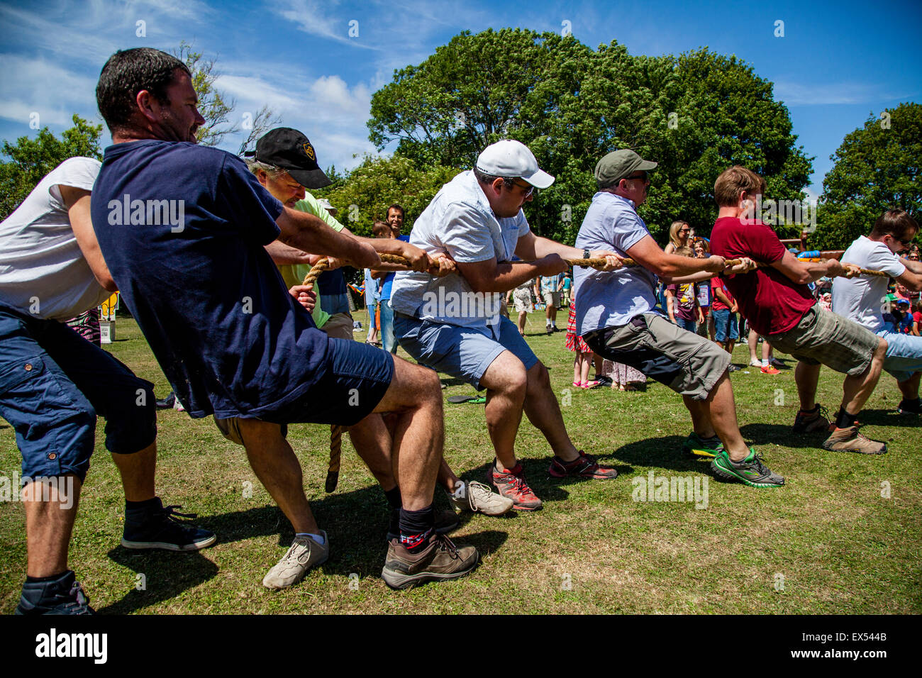 The tug of war hi-res stock photography and images - Alamy