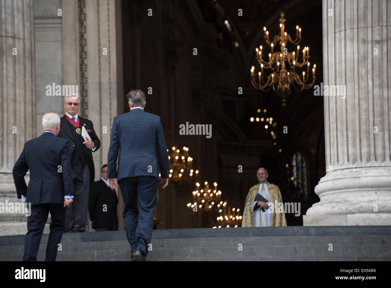 London, UK. 07th July, 2015. 10th Anniversary of London Bombings, UK Prime Minister David Cameron arrives at St Paul's Cathedral for memorial service. London, UK. 7/7, 10 year anniversary, London Bombings, 7th July. Credit: Peter Manning/Alamy Live News Stock Photo