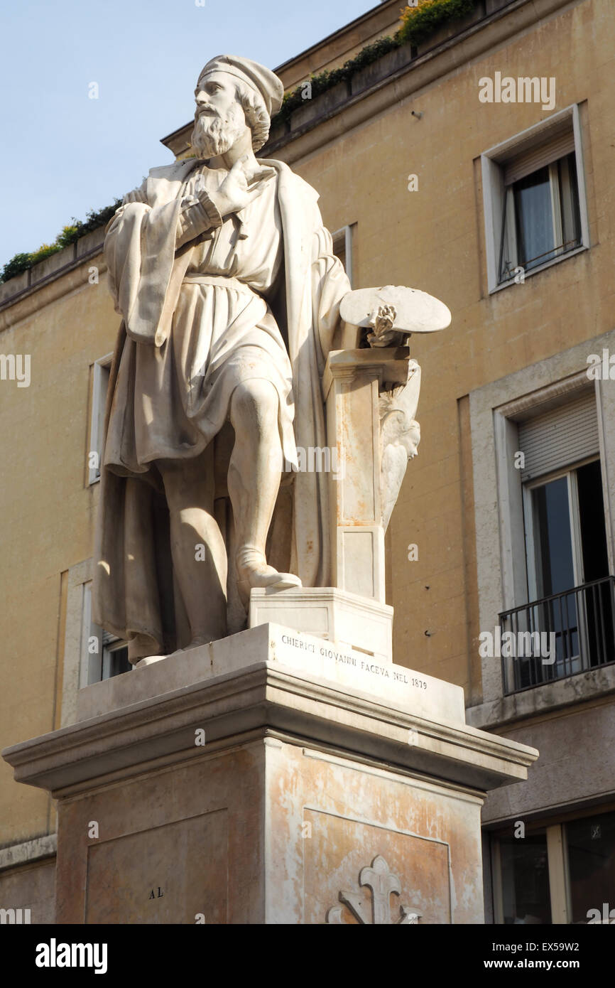 Statue of Girolamo Francesco Maria Mazzola, Parmigianino, in Piazza della Steccata, Parma. Stock Photo