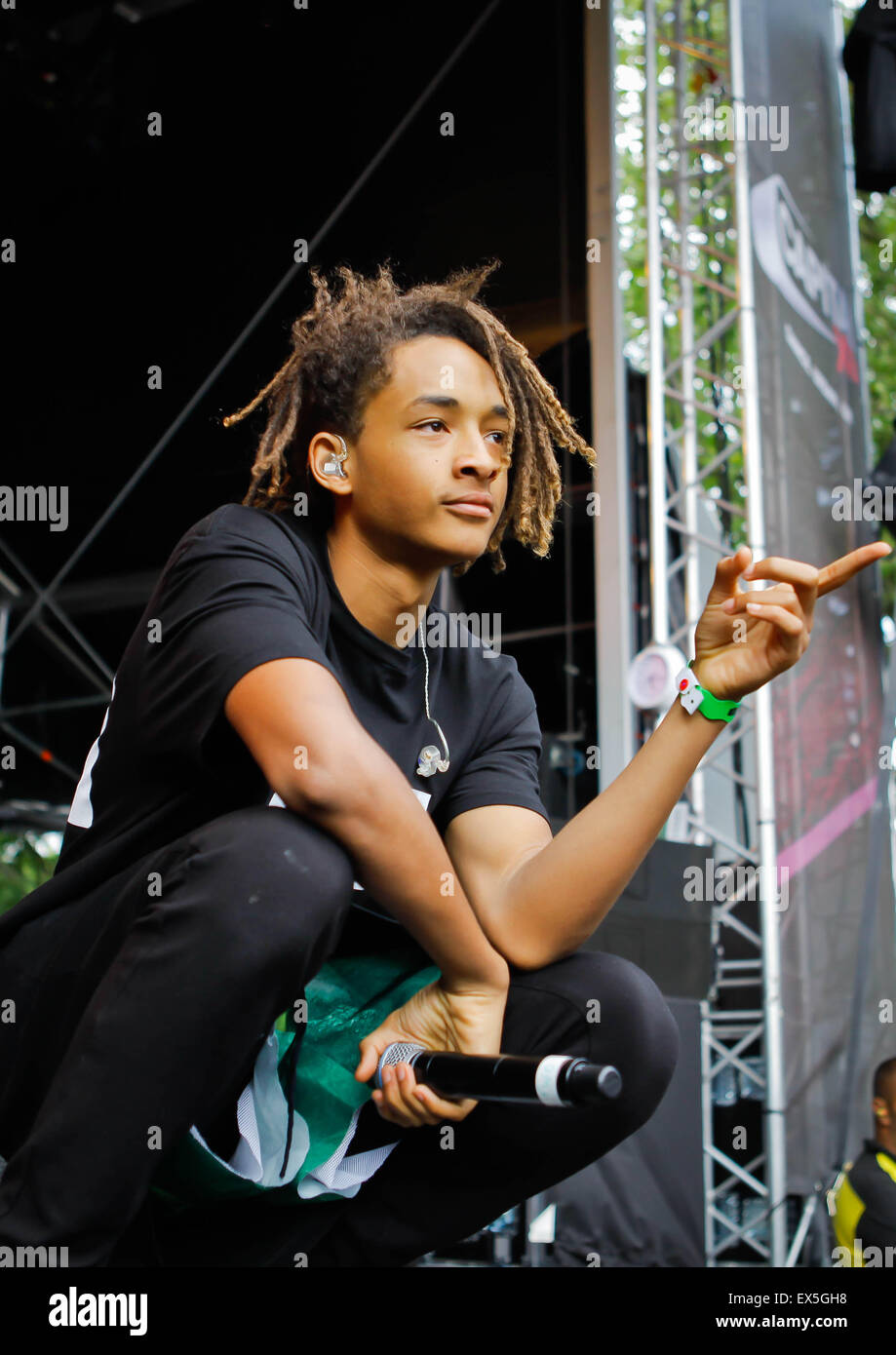Jaden Smith Looking For Fashion CEO on Twitter – The Hollywood Reporter