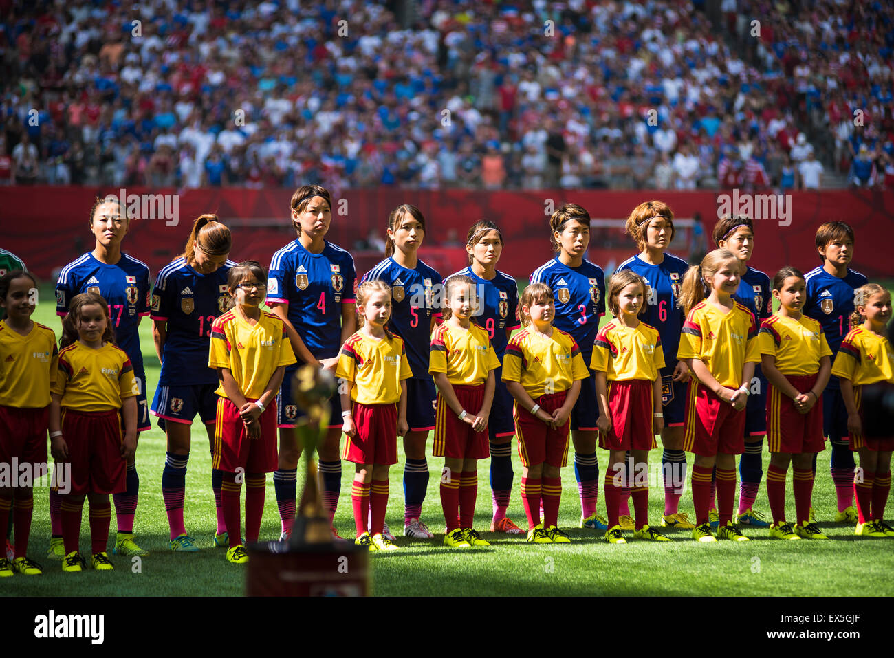 Vancouver, Canada. 5th July, 2015. Team Japan ahead of the World Cup final match between the USA and Japan at the FIFA Women's World Cup Canada 2015 at BC Place Stadium. USA won the match 5-2. © Matt Jacques/Alamy Live News Credit:  Matt Jacques/Alamy Live News Stock Photo