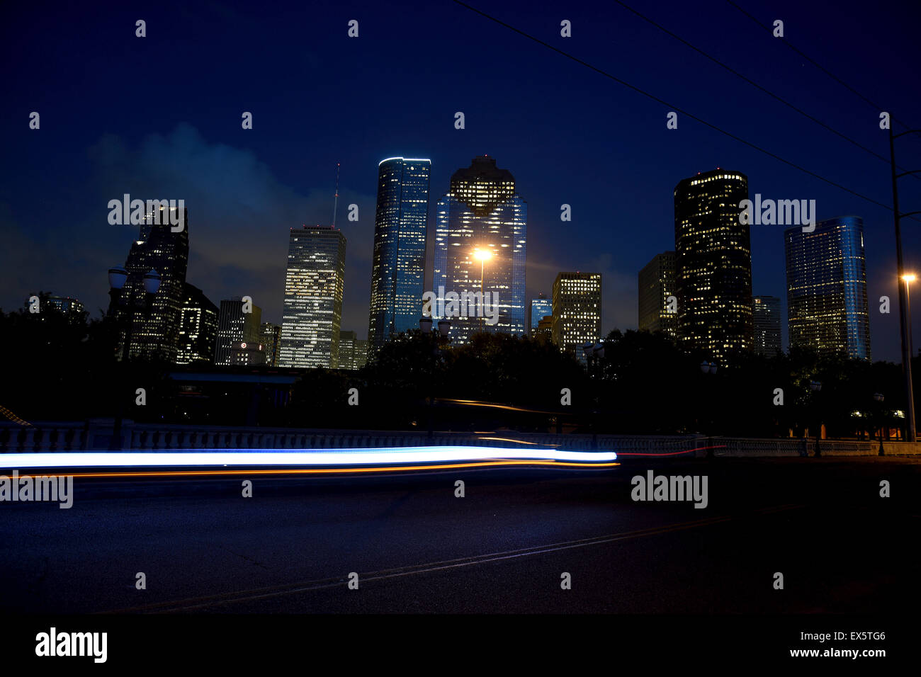 Houston skyline hires stock photography and images Alamy