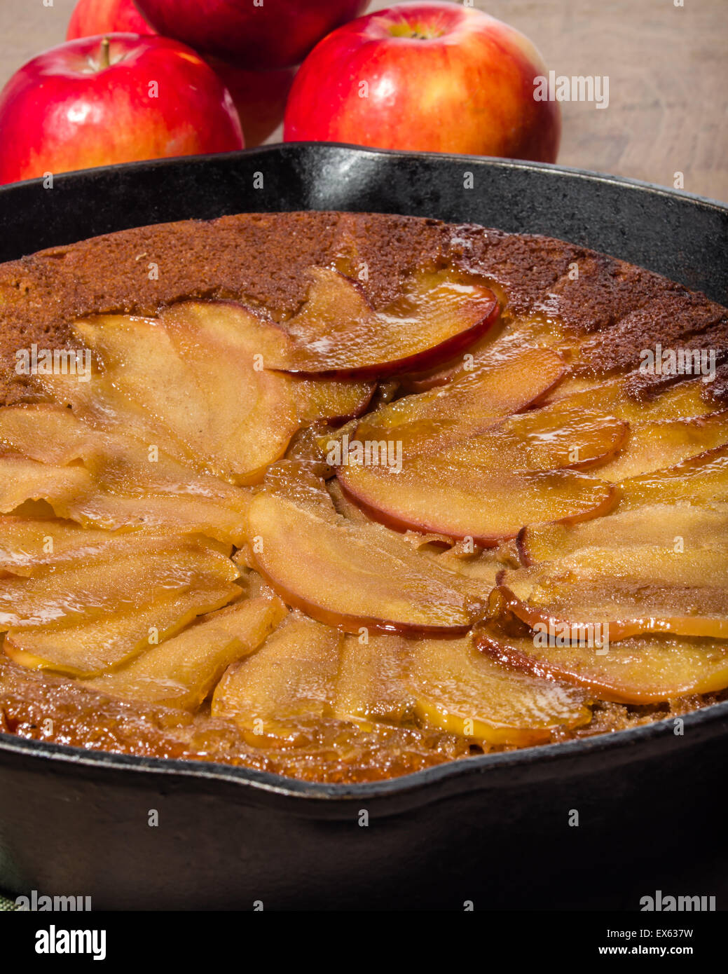 Cast iron skillet apple cake with apples and apple slices Stock Photo Alamy