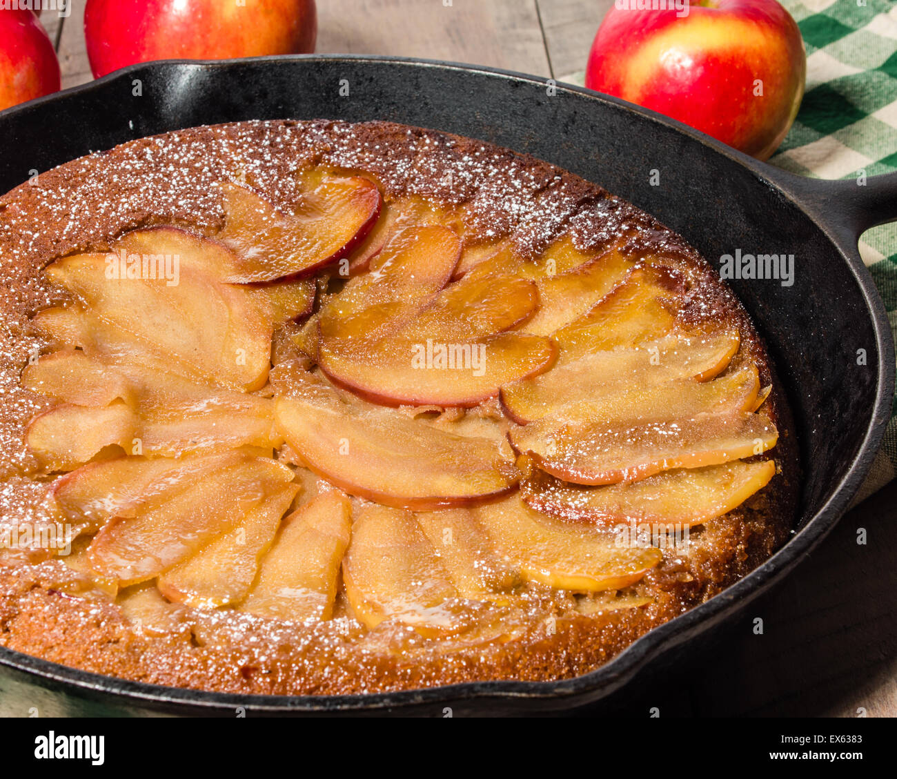 Cast iron skillet apple cake with apples and apple slices Stock Photo Alamy