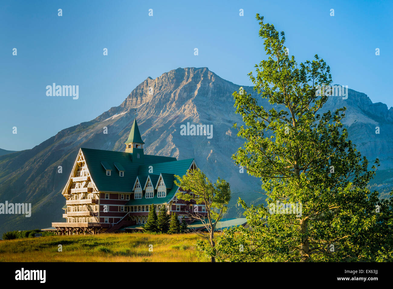 The historic Prince of Wales Hotel, Waterton Lakes National Park, Alberta, Canada Stock Photo