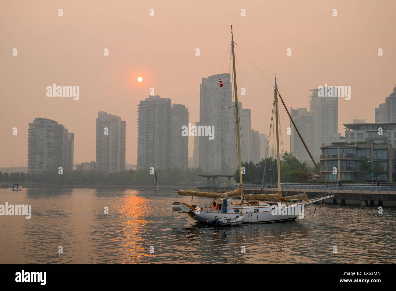 Forest Fire Smoke Vancouver High Resolution Stock Photography And Images Alamy