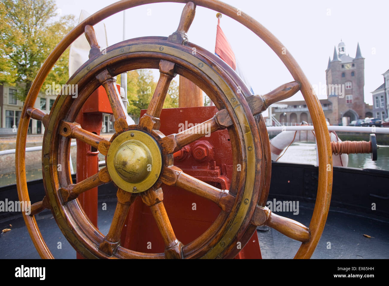 Europe, Netherlands, Zeeland, the wheel of an old sail boat at the old harbor in Zierikzee on the peninsula Schouwen-Duiveland,  Stock Photo
