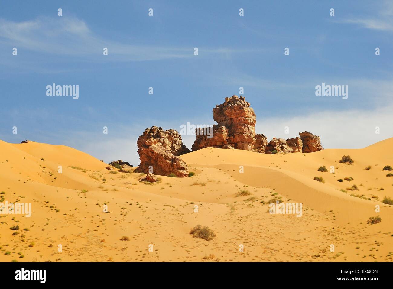 Covered with sand hi-res stock photography and images - Alamy