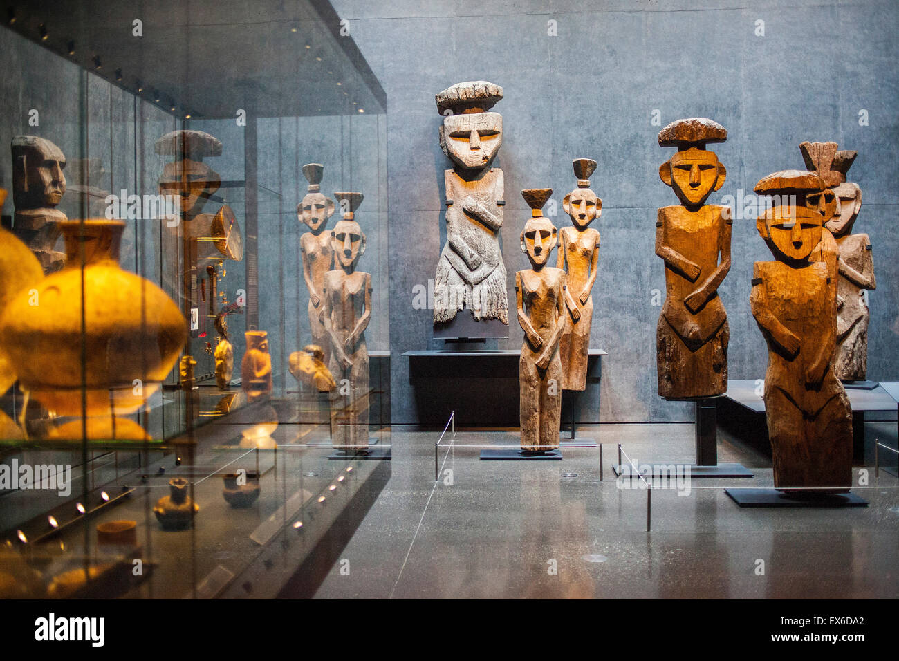 Chilean Museum of Pre-Columbian Art. Chemamulles, Mapuche funerary statues, Sala Chile antes de ser Chile (Chile before Chile Ha Stock Photo