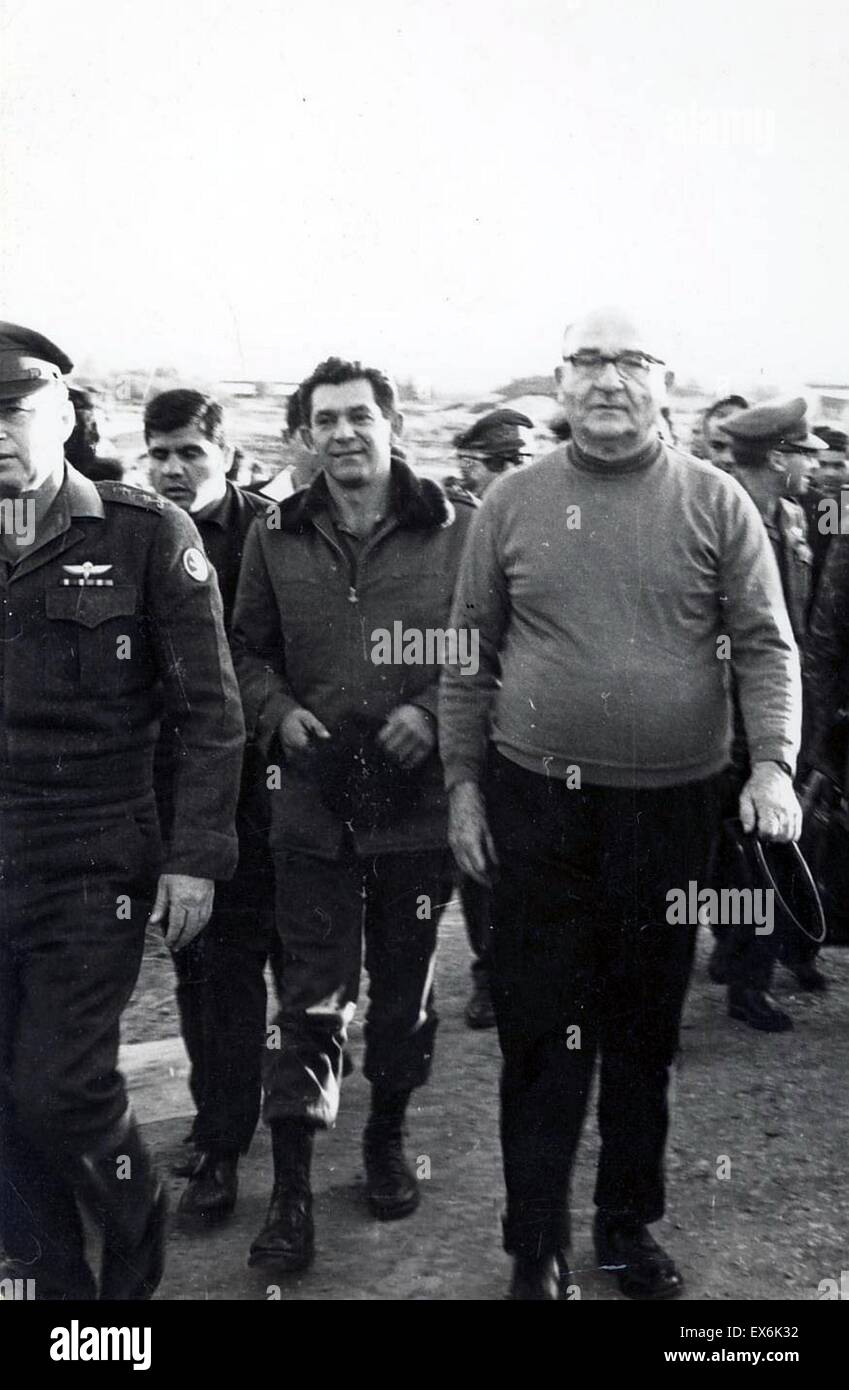 Left to right General Yitzhak Rabin; General David Elazar and Prime Minister Levi Eshkol of Israel in the 1967 Six day War Stock Photo