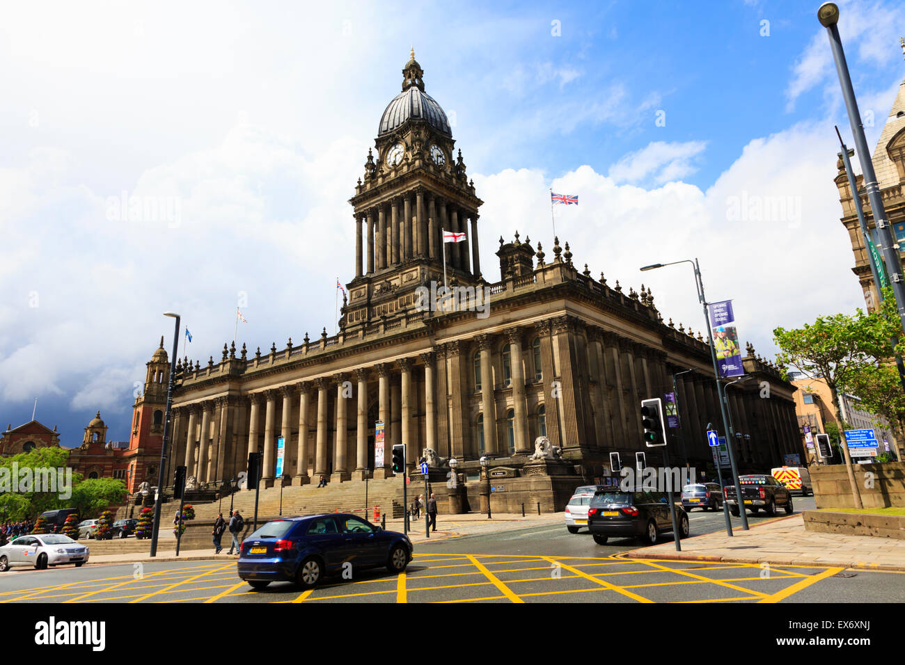 Leeds city town hall hi-res stock photography and images - Alamy