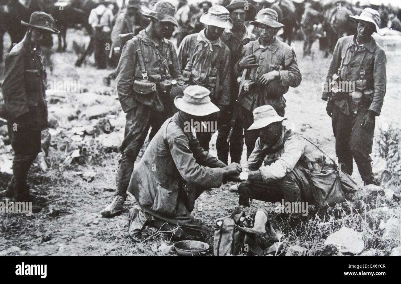 Spanish army patrol in Morocco 1910 Stock Photo