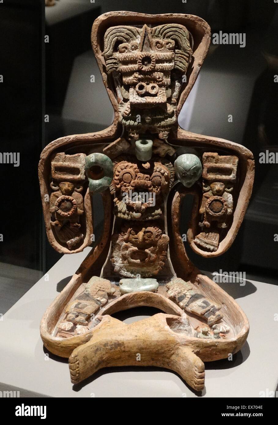 Mayan ceramic figurine; Classical period in the Teotihuacan style 250