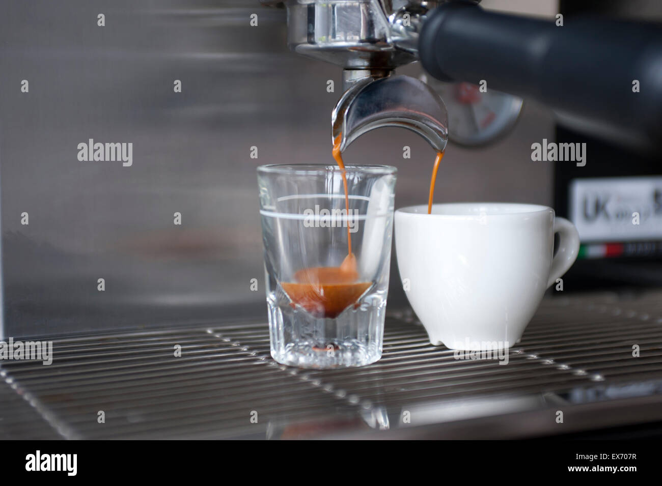 Espresso lungo hi-res stock photography and images - Alamy