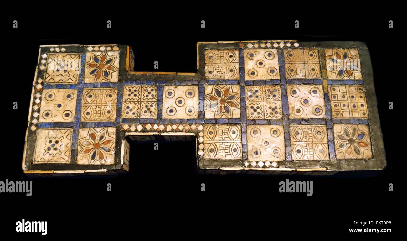 Royal game board , found by Leonard Woolley in the Royal Cemetery at Ur, southern Iraq, about 2600-2400 BC. inlay of shell, red limestone and lapis lazuli Stock Photo