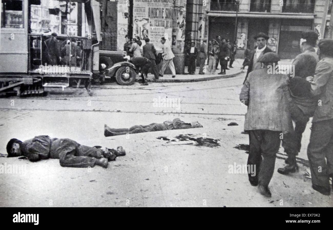 Victims of street fighting in Madrid during the Spanish Civil War Stock Photo