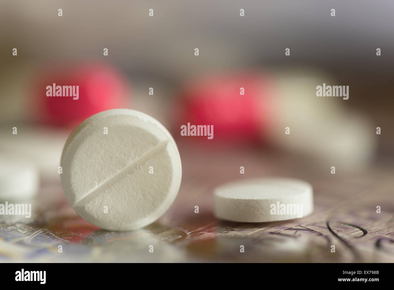 Mixture pills aspirin Ibuprofen painkiller over the counter without a