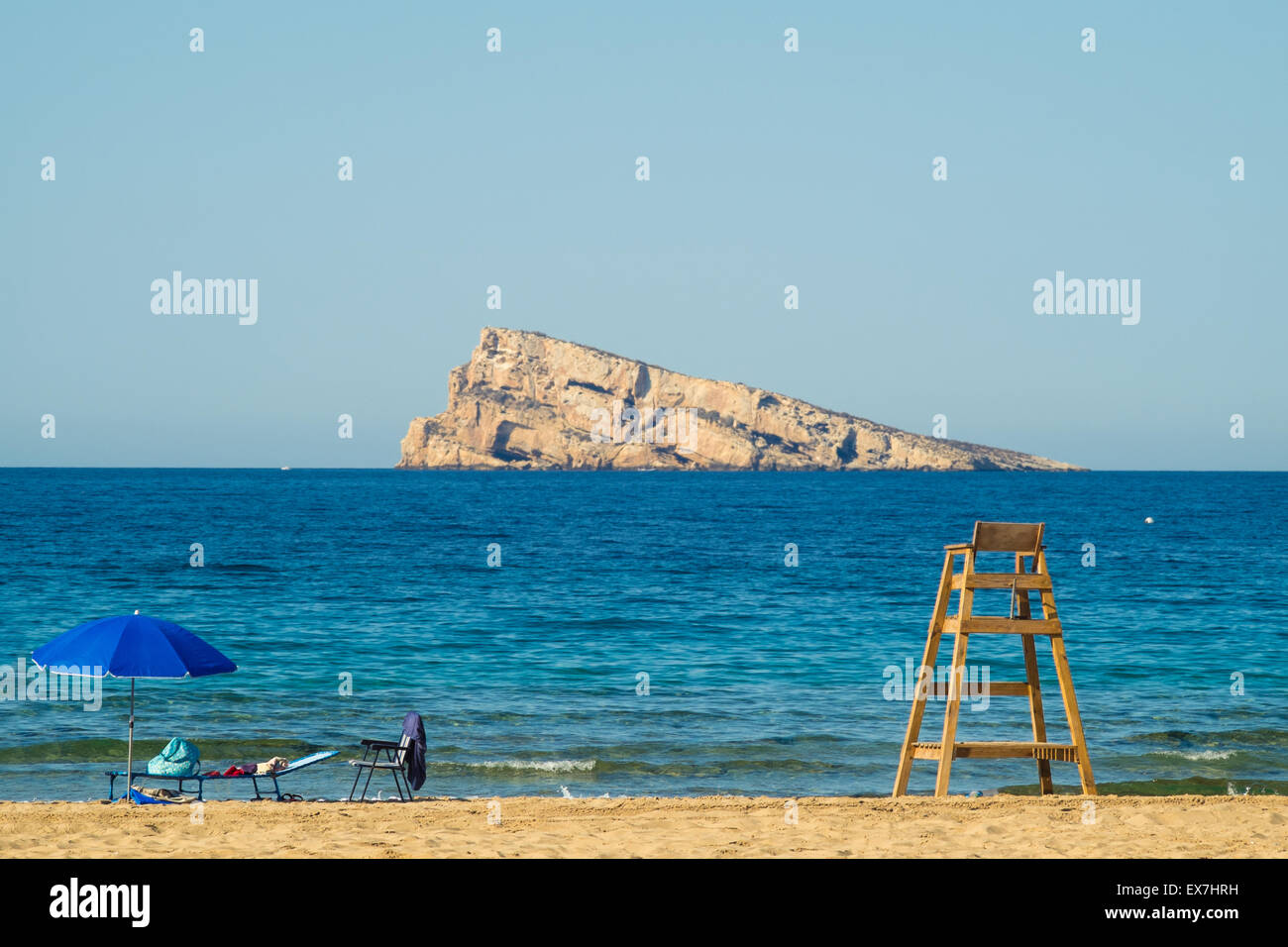 Benidorm beach and island on a sunny summer day Stock Photo - Alamy