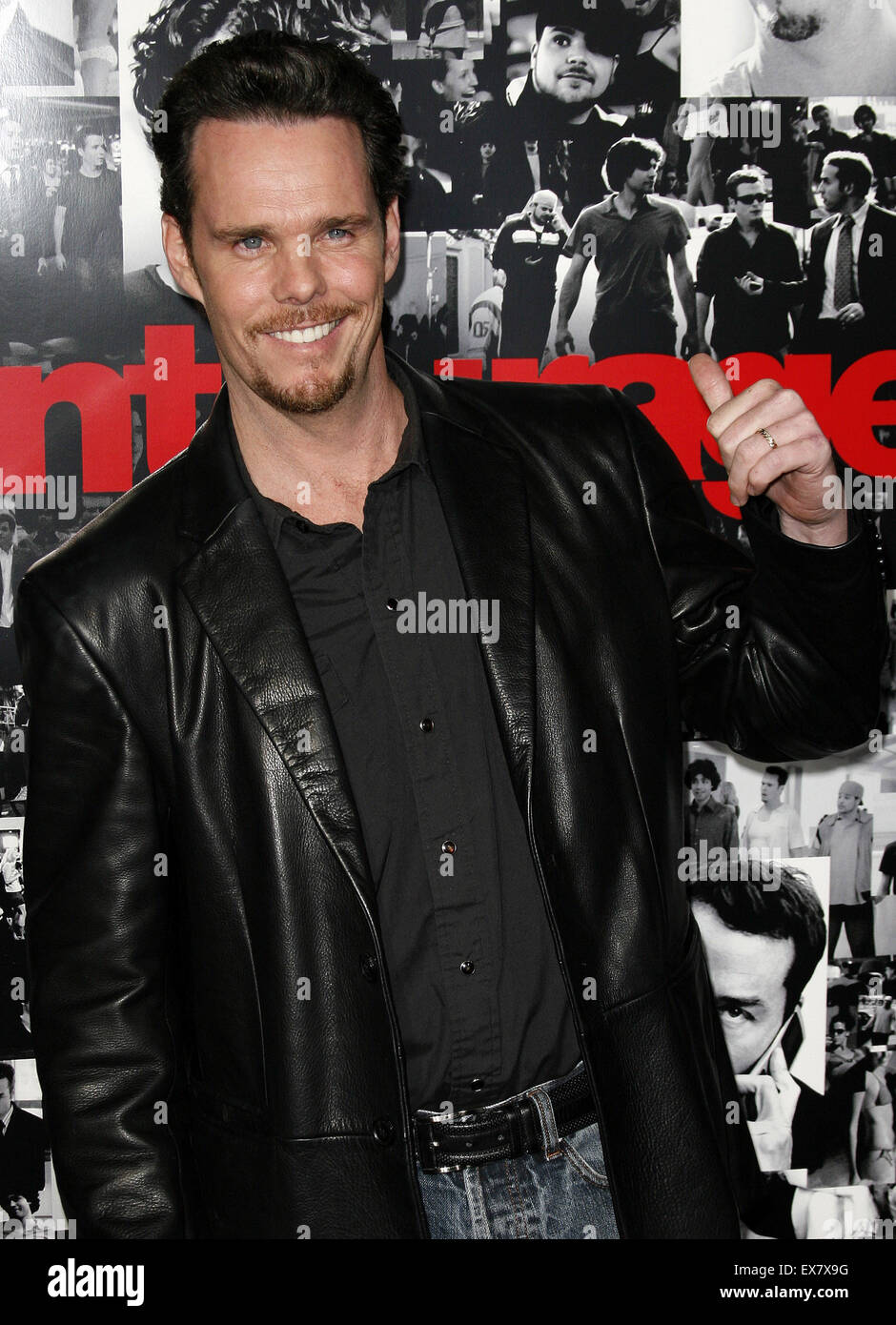 Kevin Dillon attends the "Entourage" Third Season Premiere held at the