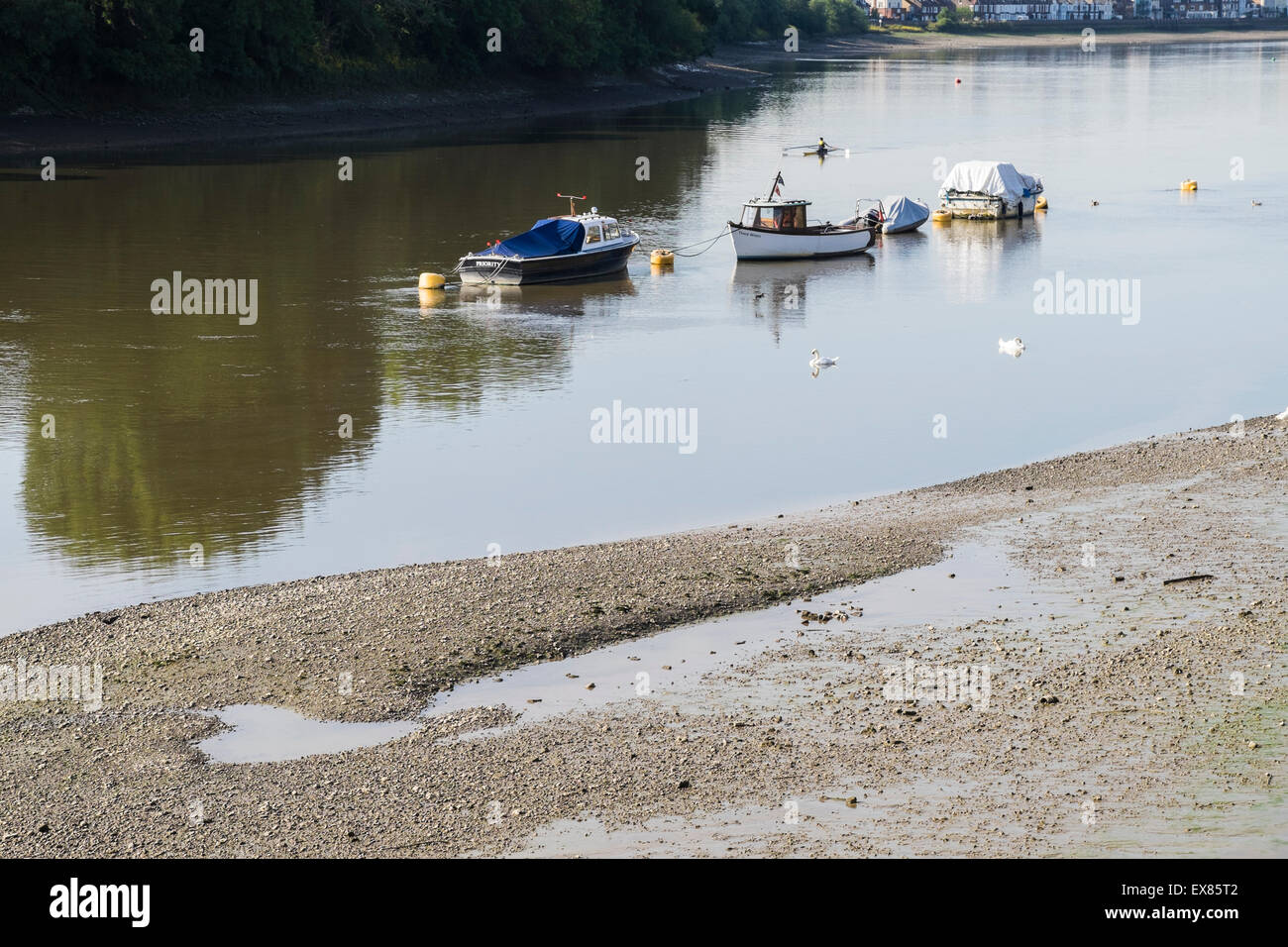 Thames at low tide hires stock photography and images Alamy