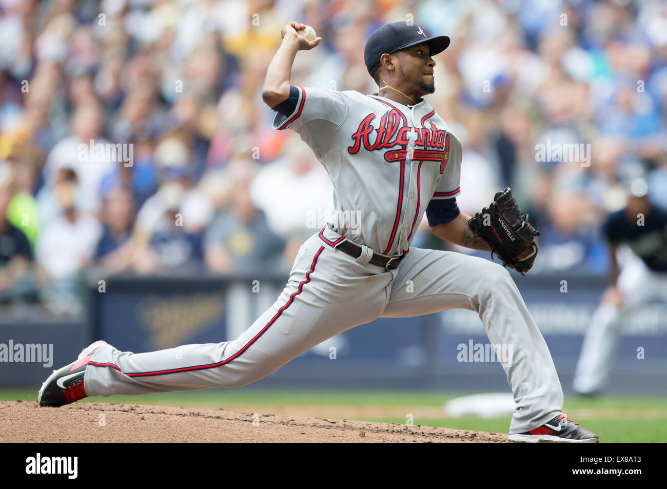 Milwaukee, WI, USA. 8th July, 2015. Atlanta Braves starting pitcher