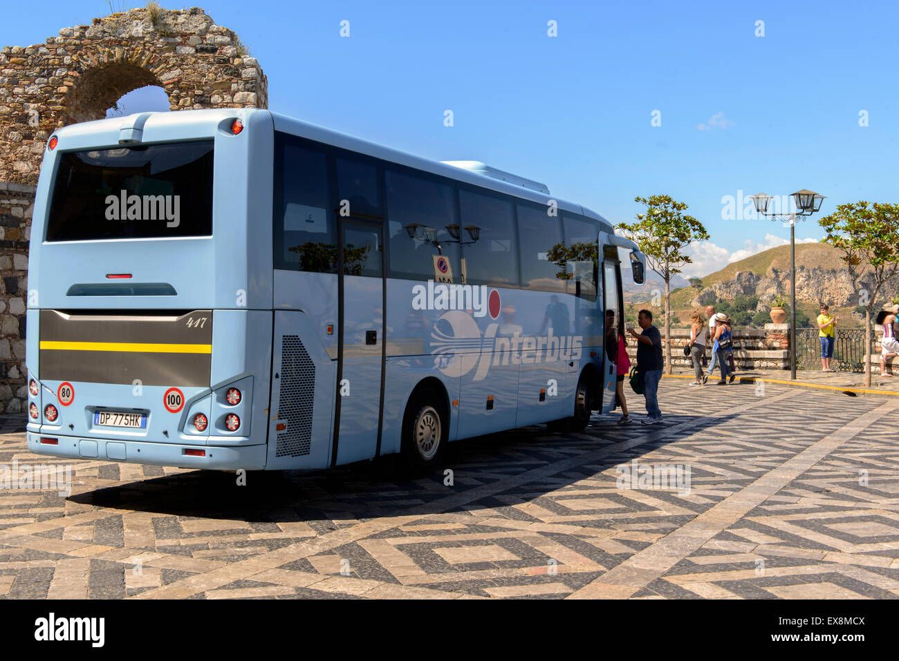 Sicilian bus hi-res stock photography and images - Alamy