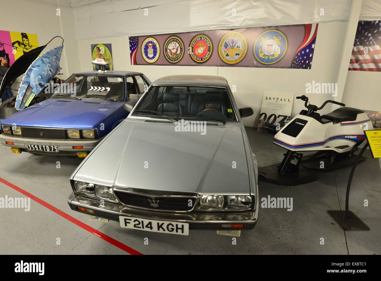 Car props at a museum in America Stock Photo - Alamy