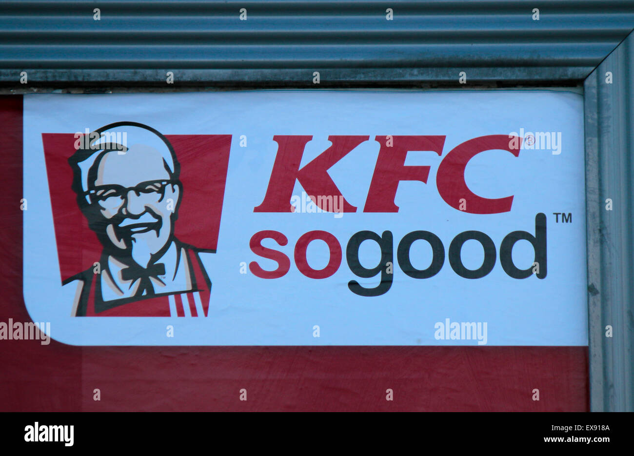 Markennamen: 'Kentucky Fried Chicken KFC', Berlin. Stock Photo