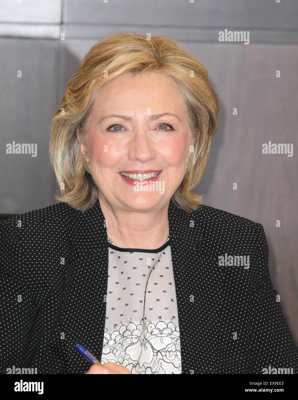 Los Angeles.CA.USA . Former United States Secretary of State Hillary ...